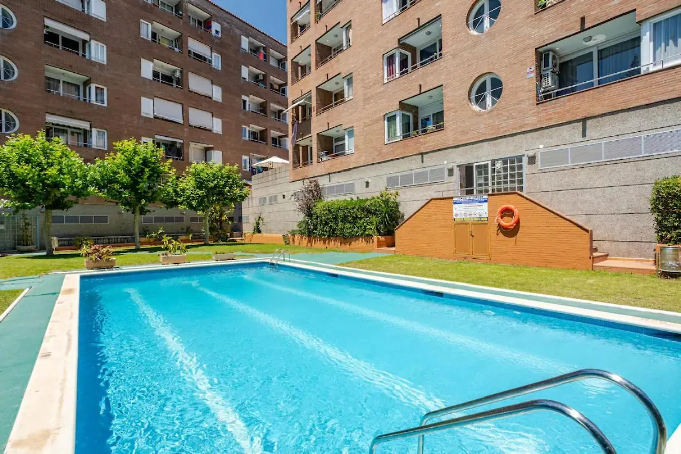 Ideal Family Retreat 5 Minutes From Fenals Beach Lloret de Mar Apartment